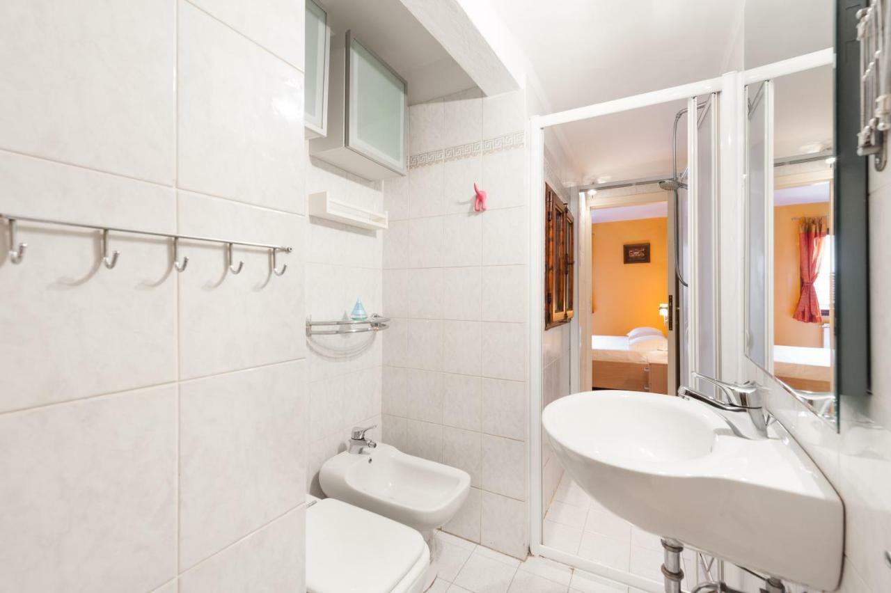 Like A Local In Oltrarno Apartment Florence Exterior photo
